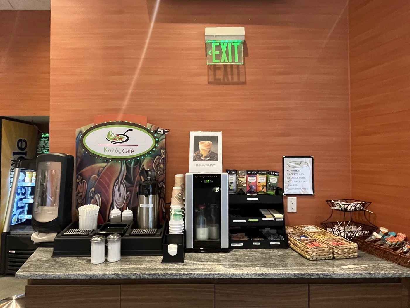 Kalo's Cafe, business photo 3