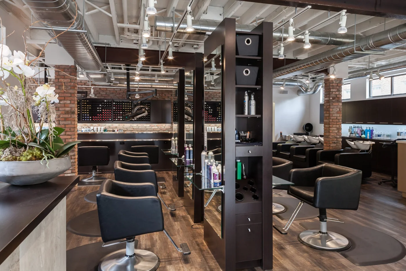 La Jolie Salon and Spa business photo